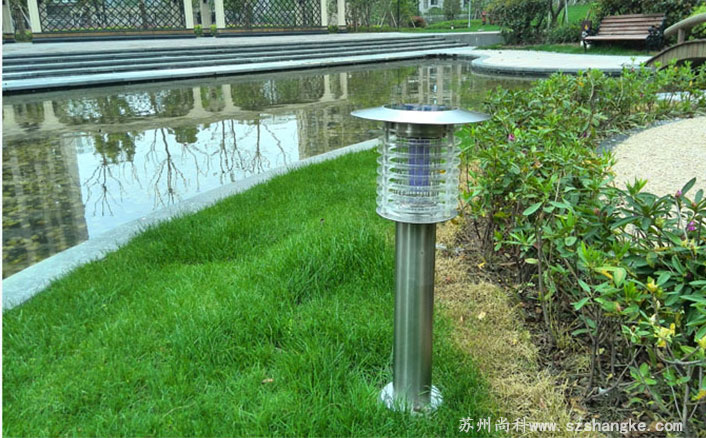 小区安装太阳能灭蚊灯效果