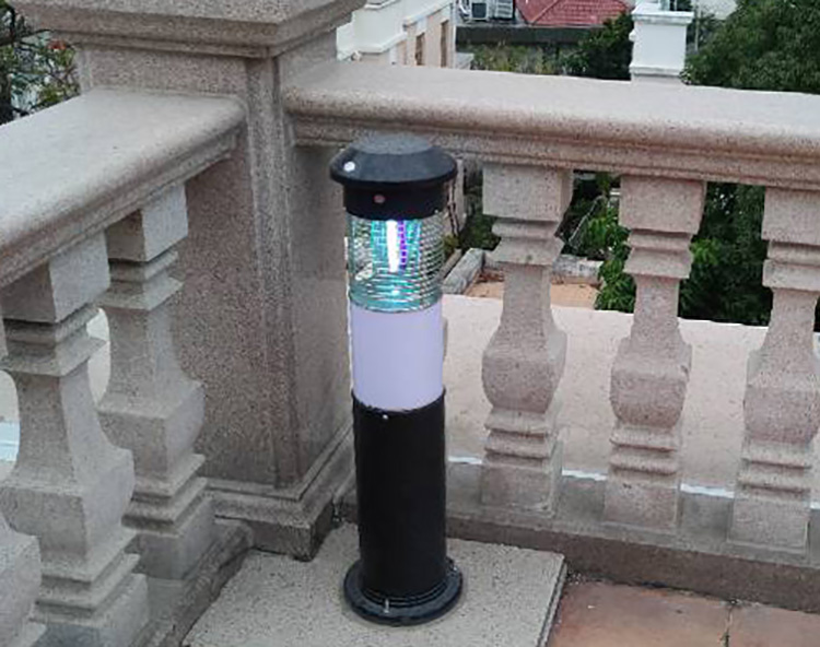 大型太阳能灭蚊灯，夏季必备灭蚊神器
